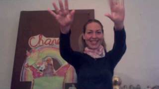 Movement song children (stretch and bend)