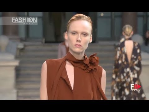 VICTORIA BECKHAM Highlights Spring 2020 London - Fashion Channel