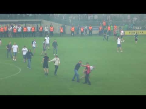 Kopanie kibica Legii Warszawa 2017.06.04