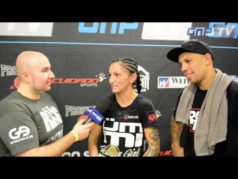 Get In The Ring 10 - Ümmi Erdogan nach ihrem vorzeitigen Sieg gegen Feride Kirat