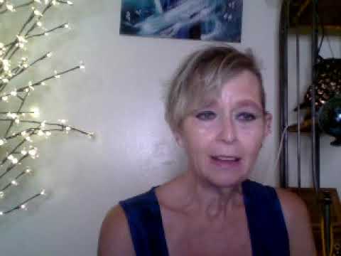 Oracle of the Fairies, Opening a New Oracle Deck with Belladonna and Moonbeams