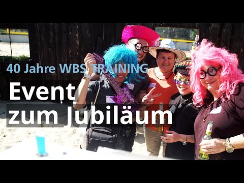 Der Eventfilm von unserer Jahresfeier 2019 liefert tolle Eindrücke von diesem wundervollen Tag und lässt Mitarbeiterinnen und Mitarbeiter zu Wort kommen. Sie verraten uns, was 40 Jahre WBS für sie bedeuten.