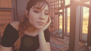 Le Hace Falta Un Beso Secretto