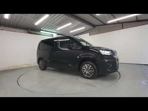 Citroen Berlingo TOUCH BlueHDi 100 S&S MWB - Image 2