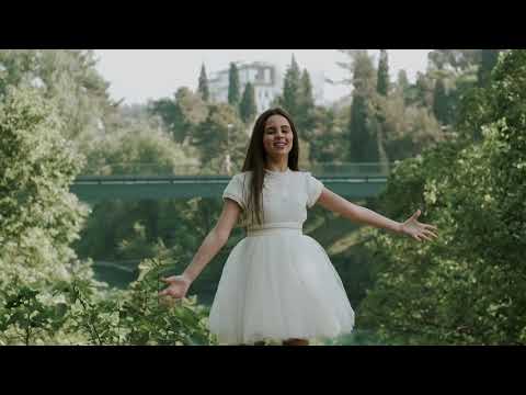 LARA MALOVIĆ / Otvaram prozor grada mog