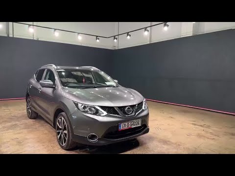 Nissan Qashqai 1.6 DCI - AUTOMATIC - PANORAMIC SUN - Image 2