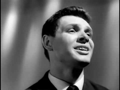 Trololo man Eduard Khil - How Ships Are Seen Off (w/ subtitles)