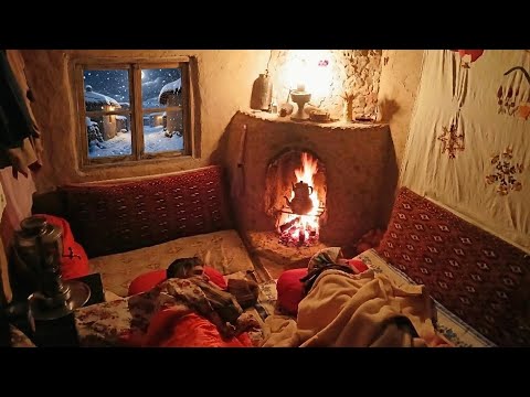 Peaceful Snowy Night of a Village Couple ❄️ Rural Life, Fire Tea & Simple Local Cooking 🔥