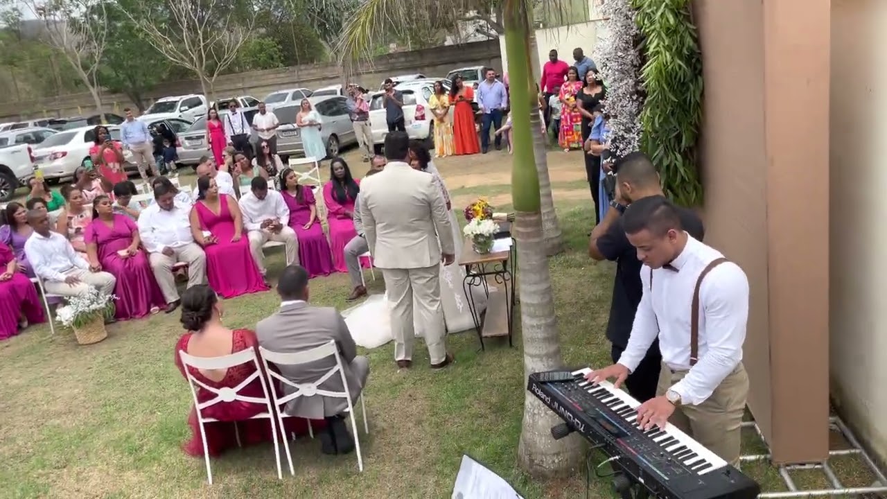 Noiva canta música que Gabriela Rocha cantou no casamento dela (Ei amor) - ELEGANCE PRODUÇÕES