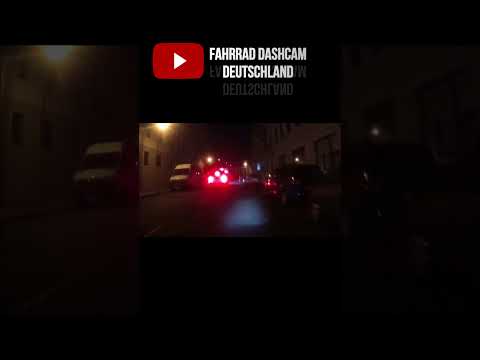 Autofahrer überholt zu eng und hat am Ende nichts gekonnt #fahrrad #Fahrradalltag #Autokorrektur