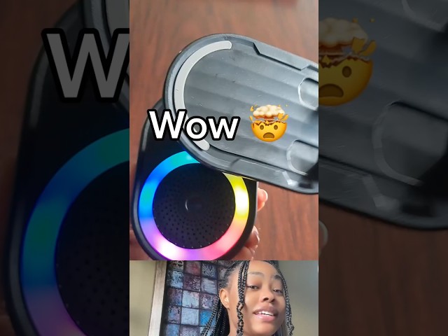 Vídeo relacionado con iwui 4 in 1 Altavoz Bluetooth Portatil & Porta Soporte Movil Ajustable, Base Antideslizante, Induction Speaker, Sonido Envolvente HD, Plegable, Regalo Ideal para Hombres y Mujeres