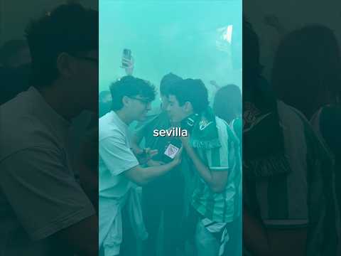 Preguntando a Béticos si besarían el escudo del Sevilla #views #humor #futbol #betis #sevilla