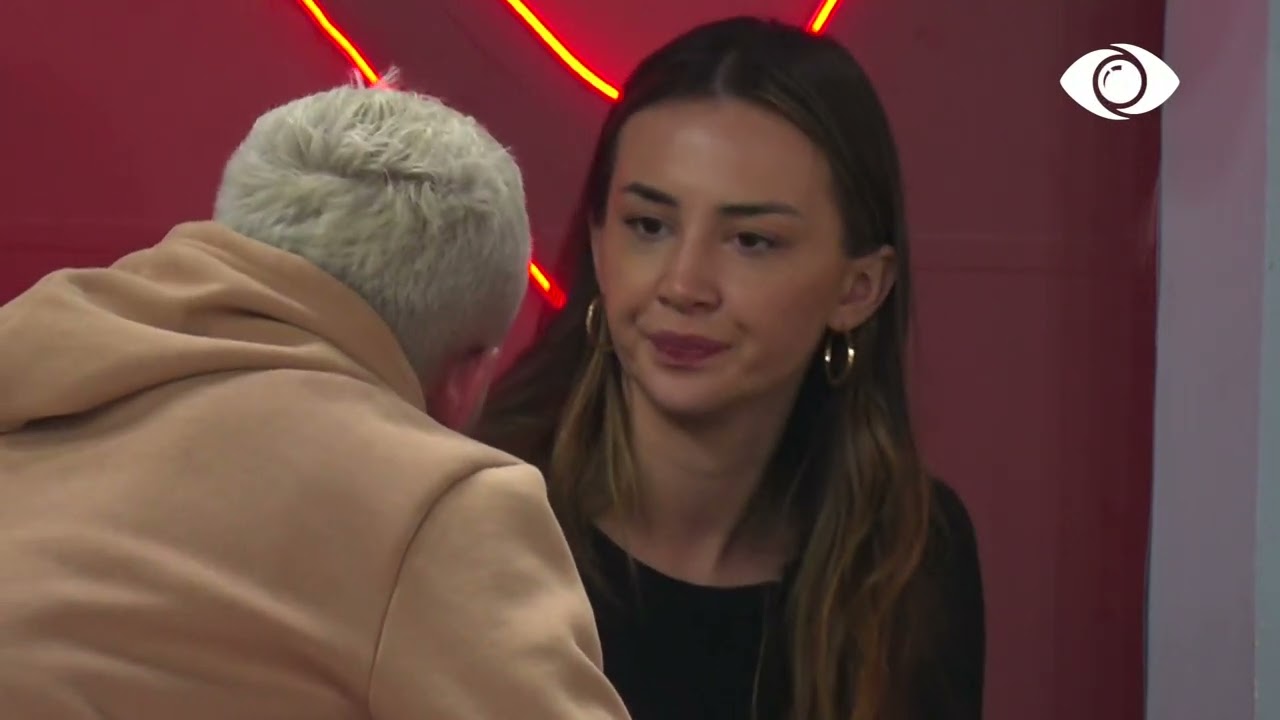 “Dua të vij tek ty çdo natë”/ Kiara: Kam nevojë për kohë