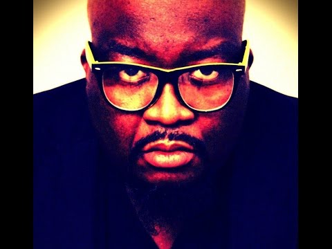 MonoNeon x Doobie Powell x Vantoine Lael: "Happy (remix)" - Pharrell Williams