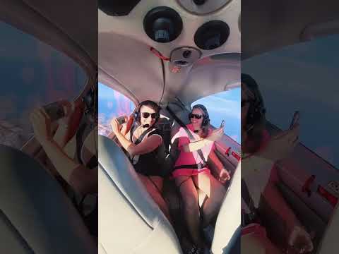 Click the link in bio to reserve your private flight over South Florida today!✈️🥂