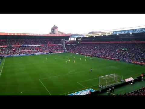 Se desata la locura en el Molinon con el gol del Betis que salva al Sporting de Gijón