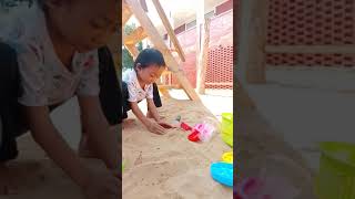 Download lagu Main Pasir di alun-alun kejaksan Cirebon jam 9 pagi sambil berjemur mp3 Download lagu Main Pasir di alun-alun kejaksan Cirebon jam 9 pagi sambil berjemur mp3