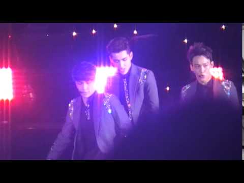 EXO-M Growl @ 2014 KMF