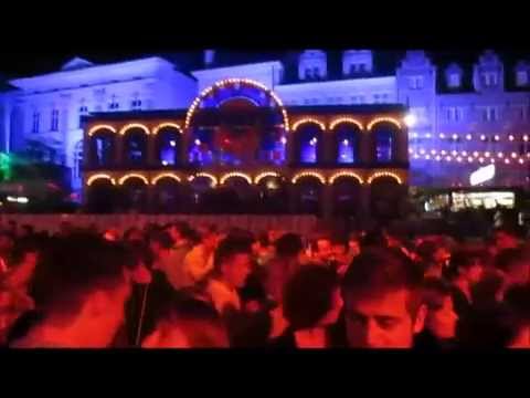 download lagu mp3 mp4 Fiestas De Gante, download lagu Fiestas De Gante gratis, unduh video klip Fiestas De Gante