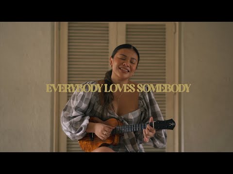 everybody loves somebody (ukulele cover) | Reneé Dominique