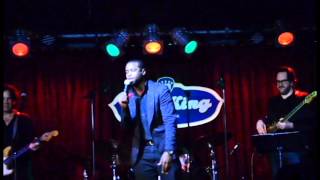 Milton David Vann singing Oh Holy Night - A Darlene Love Christmas