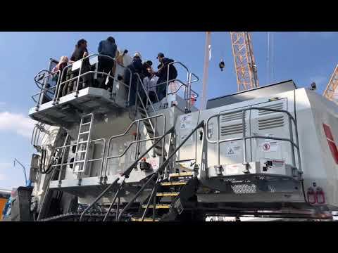 Liebherr’s 200 Tonne class R 9200 E Electric Drive Face Shovel at Bauma 2019