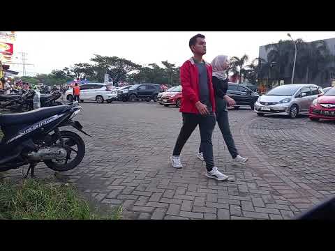 lots of visitors on Saturday night