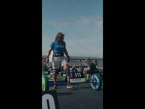 67-Year-Old David Hippensteel Puts Up an Olympic Total of 375 lb