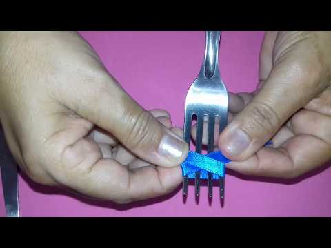 How to Make a Mini Satin Ribbon Bow Using a Fork Quick and Easy _ DIY Satin Ribbon 01