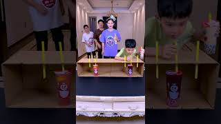Drink milk tea challenge, see who is the luckiest? #FunnyFamily #PartyGames