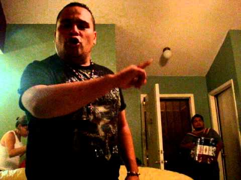 JOEL QUINTERO, ENSAYANDO SU REPER...