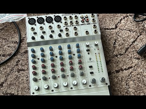 Behringer Eurorack MX802A 8-Input Mixer 2000s - Silver image 3