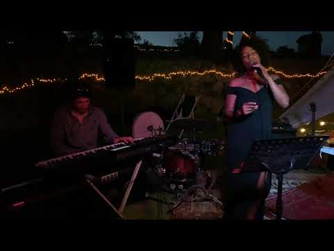 Miss Jake DUO - L.O.V.E - Nat King Cole