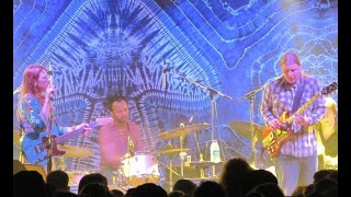 Derek Trucks &amp; Susan Tedeschi Band ~ Love Has Something Else To Say ~ Hate To See You Go