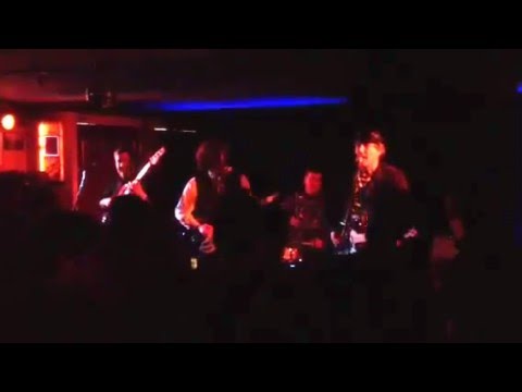 Things She Does To Me by The Gruesomes (Live Ottawa Canada May 7 2016)