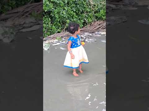 THITHTHEYYY OODIVAAA BLACK SAND BEACH KERALAI KUDUMOL AND THITHTH | NAINIKA ANAIKA