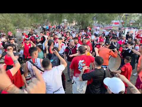 "River vs Union en Mendoza" Barra: Los Borrachos del Tablón &bull; Club: River Plate
