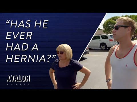 Russell Howard's Mum Gets Benched | Avalon Comedy