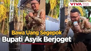 Download lagu VIRAL Bupati Labuhanbatu Selatan Joget dan Sawer Penonton mp3