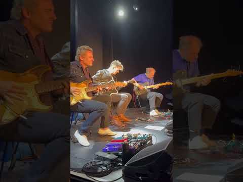 Seb Martel, Matthieu Chedid et Mathieu Boogaerts à l'Archipel 🎸