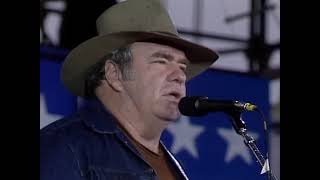 Hoyt Axton-Heartbreak Hotel (Live at Farm Aid,1985)