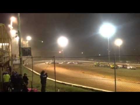 Darren Kane put into the wall by mick Nicola 2013 superseda