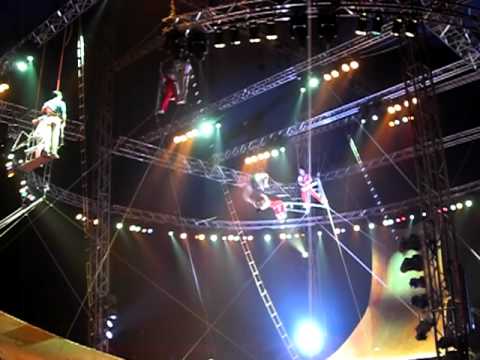 quadruple salto mortale - vierfacher salto