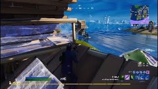 Fortnite*