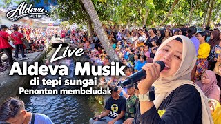 Download lagu THE AUDIENCE KEEPS FLOCKING TO WATCH NIA DIRGA'S SUPER ENERGETIC PERFORMANCE WITH ALDEVA MUSIK mp3