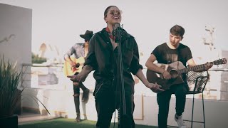 BARBARA (Unplugged) Lyrics English Translation