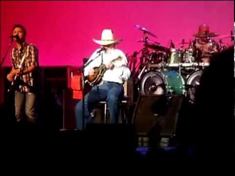 Charlie Daniels Band Live - I'll Be Your Baby Tonight - 3-29-14, Paramount Hudson Valley