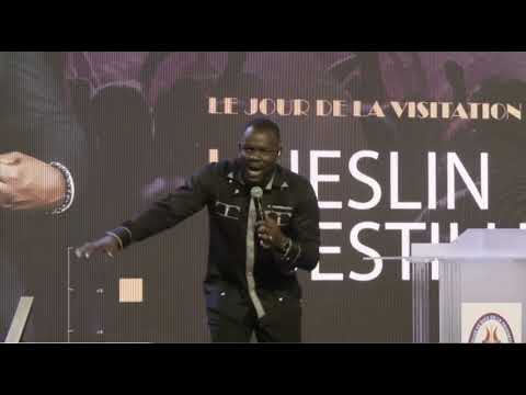 Neslin Destilhomme:Beje mwen se yon Wa Damou/ Non Jezi gen yon son si dou/ Jan li te dil la/ Jezi