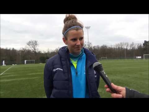20170225 Interview met Chloë Van Mingeroet na de partij KRC Genk Ladies   KAA Gent Ladies in de Supe