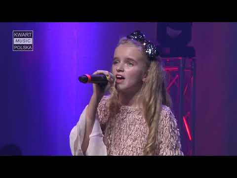 Oktawia Mazur ''Kraj miłosci'' (muz. J. Wojdak, A. Minkacz, sł. E. Lipska)